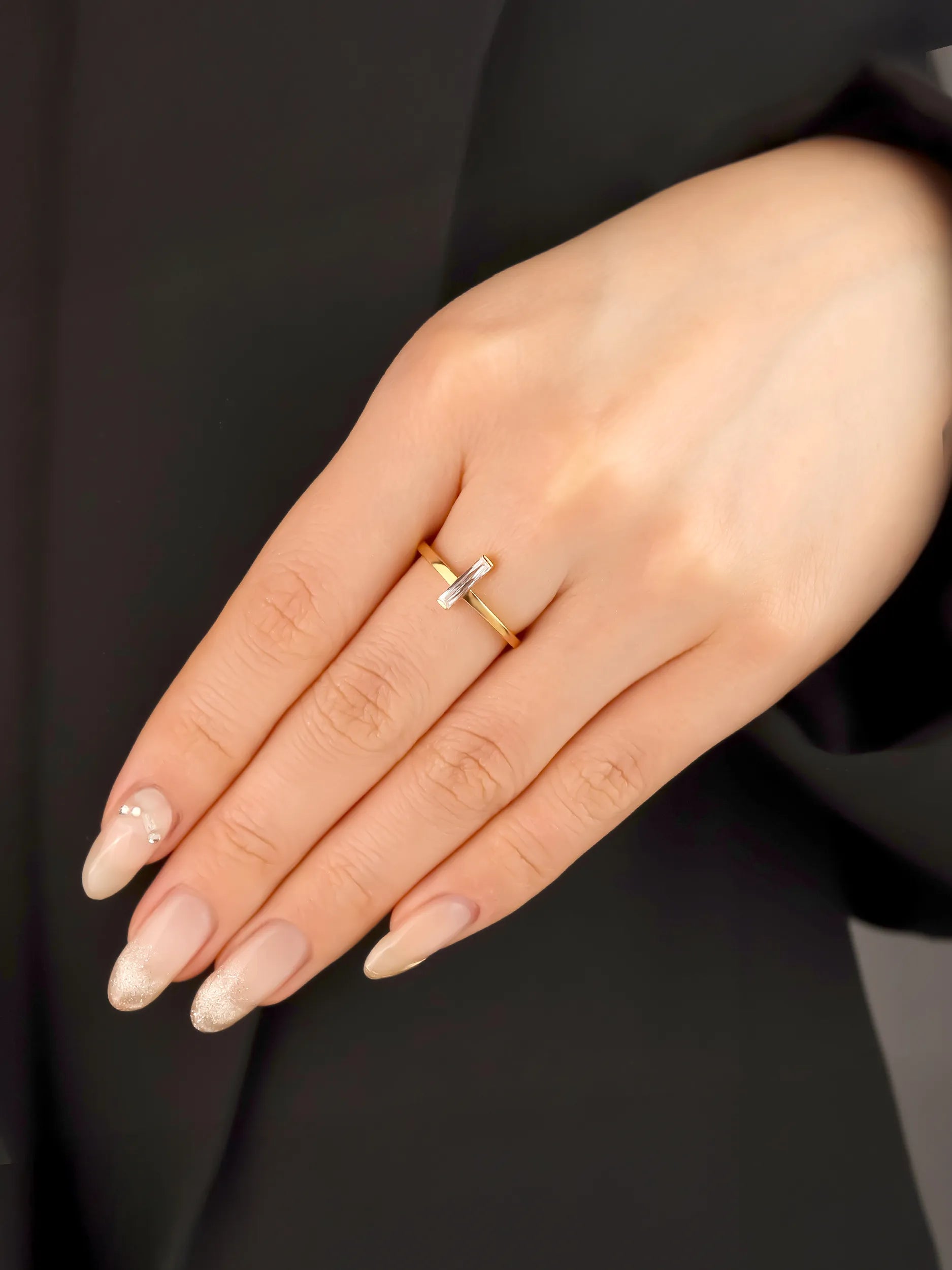 バケットプリンセスカット ソリテール リング