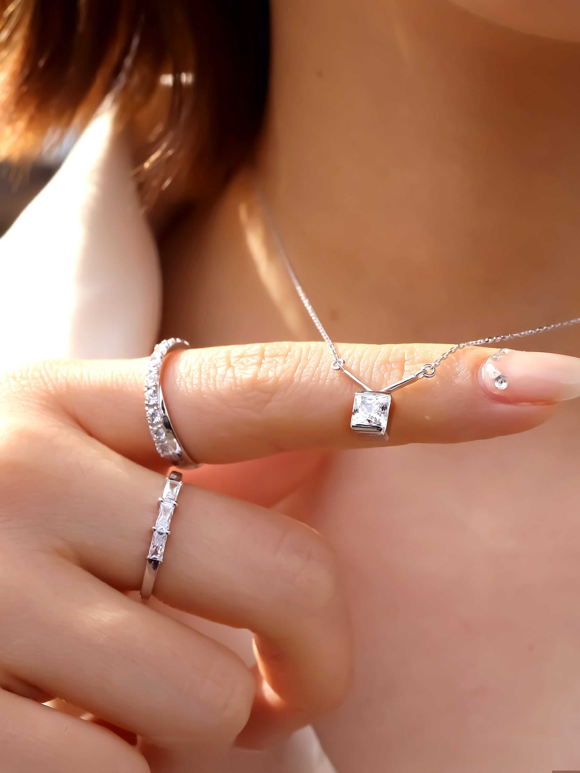 プリンセスカット Vライン ネックレス