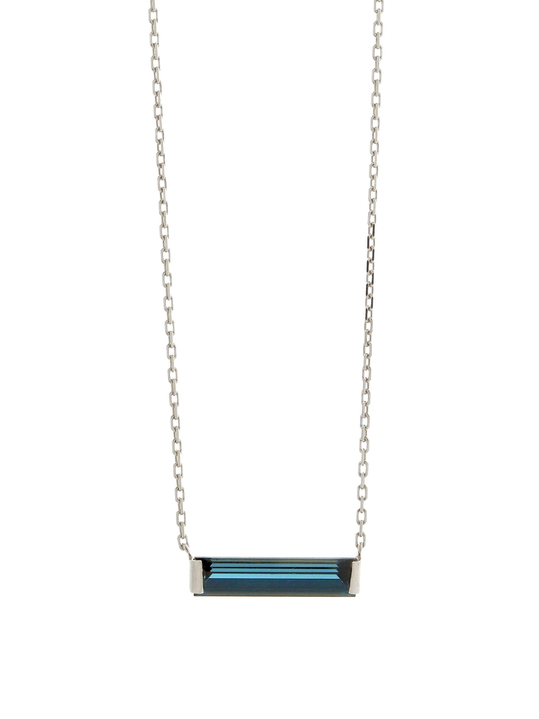 ロンドンブルートパーズ ホリゾンタル ネックレス