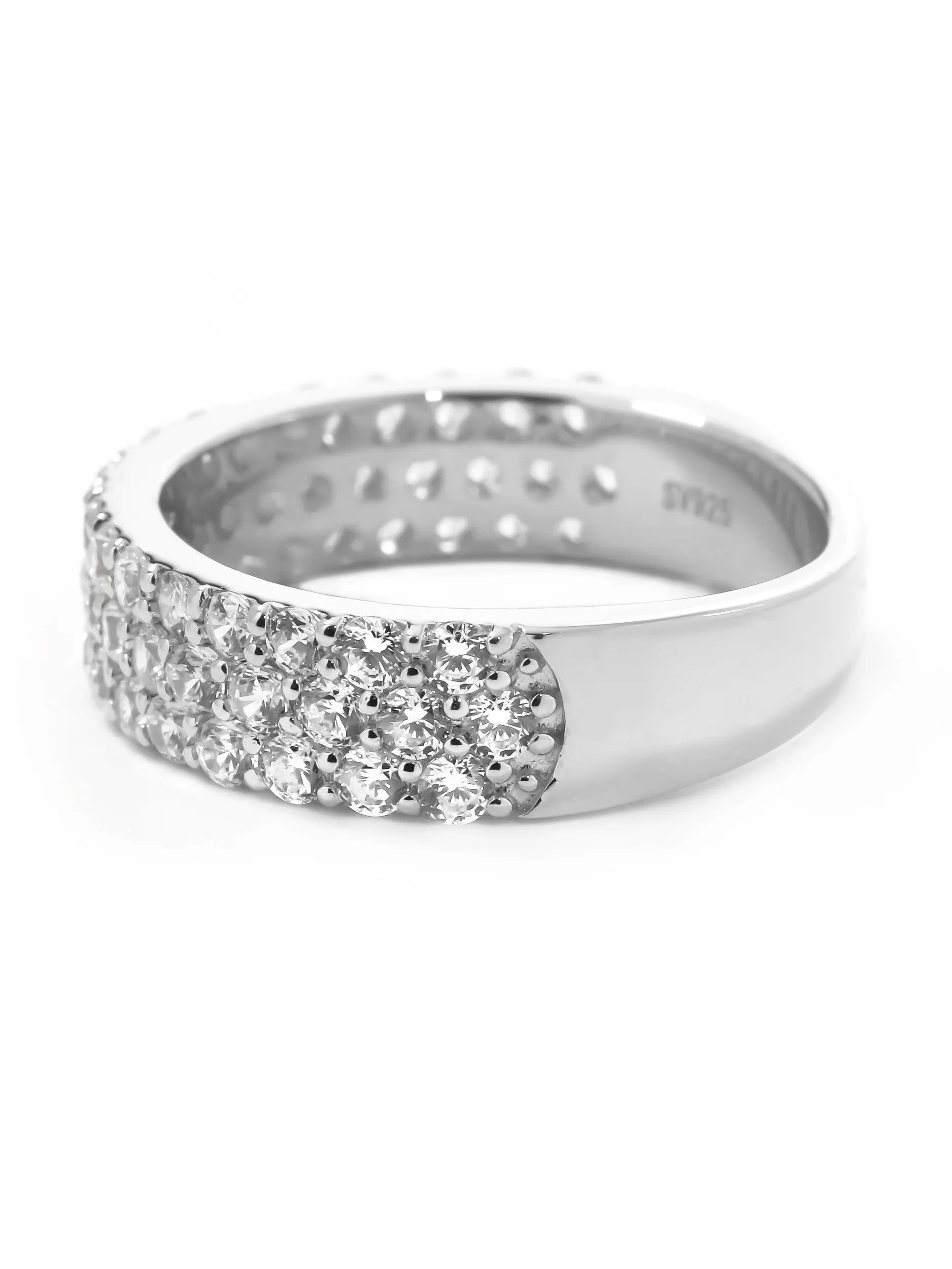 トリプルパヴェ リング