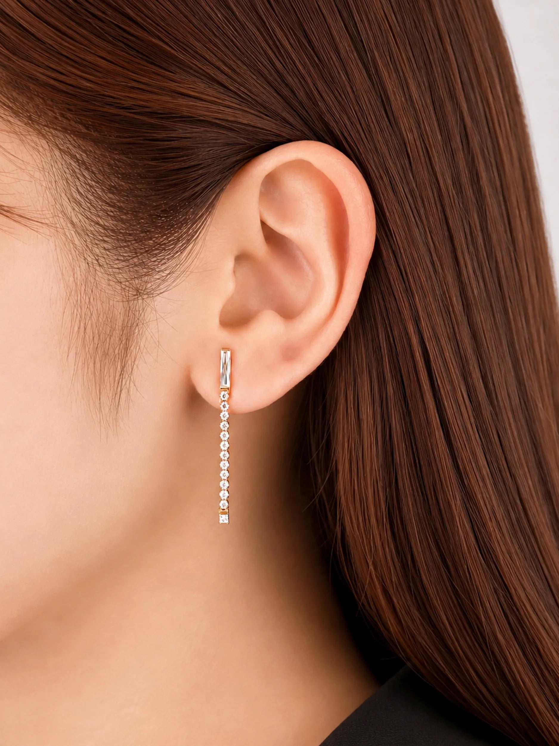 [Silk chain] バケットプリンセスカット ライン ピアス