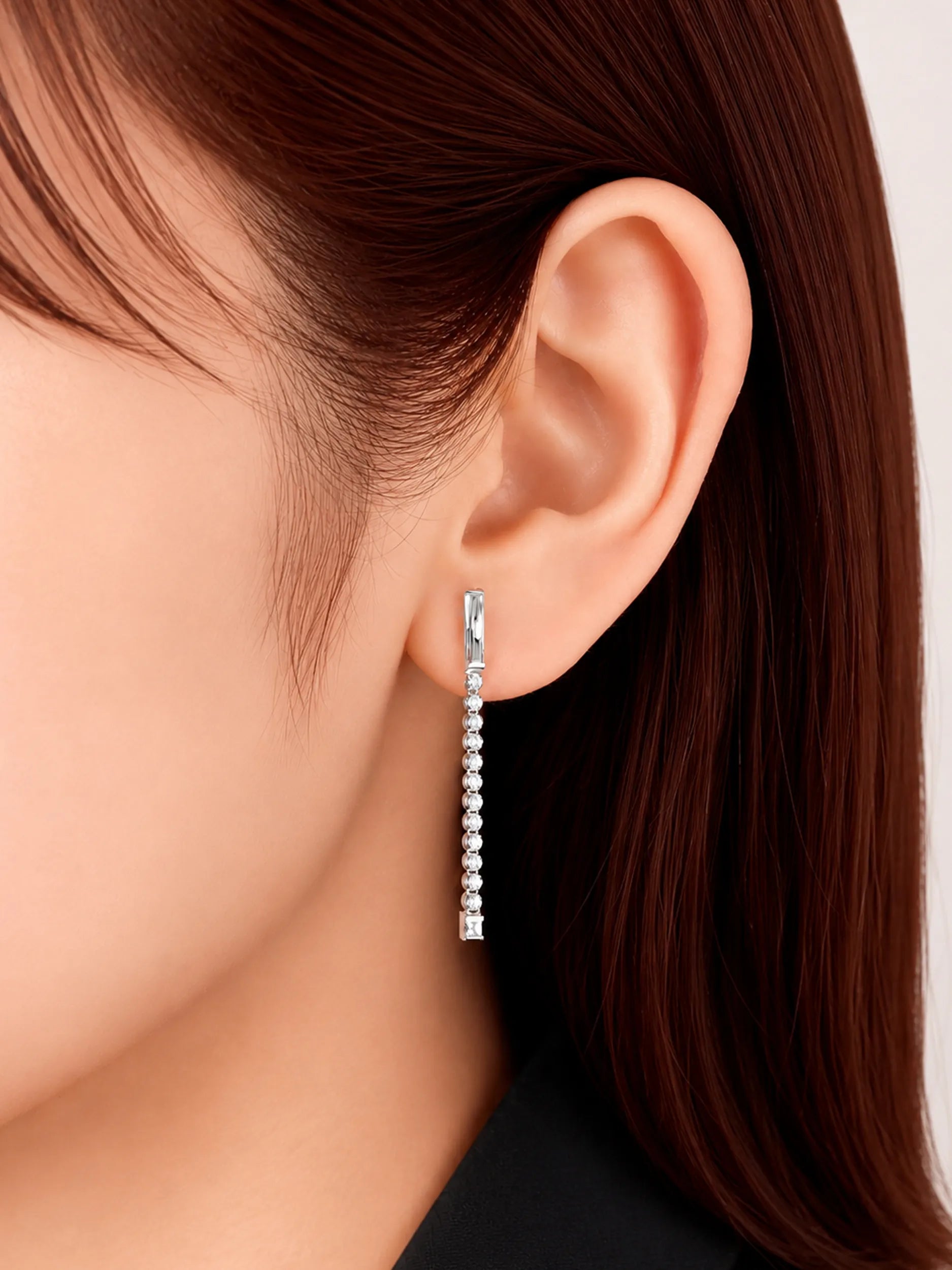 [Silk chain] バケットプリンセスカット ライン ピアス