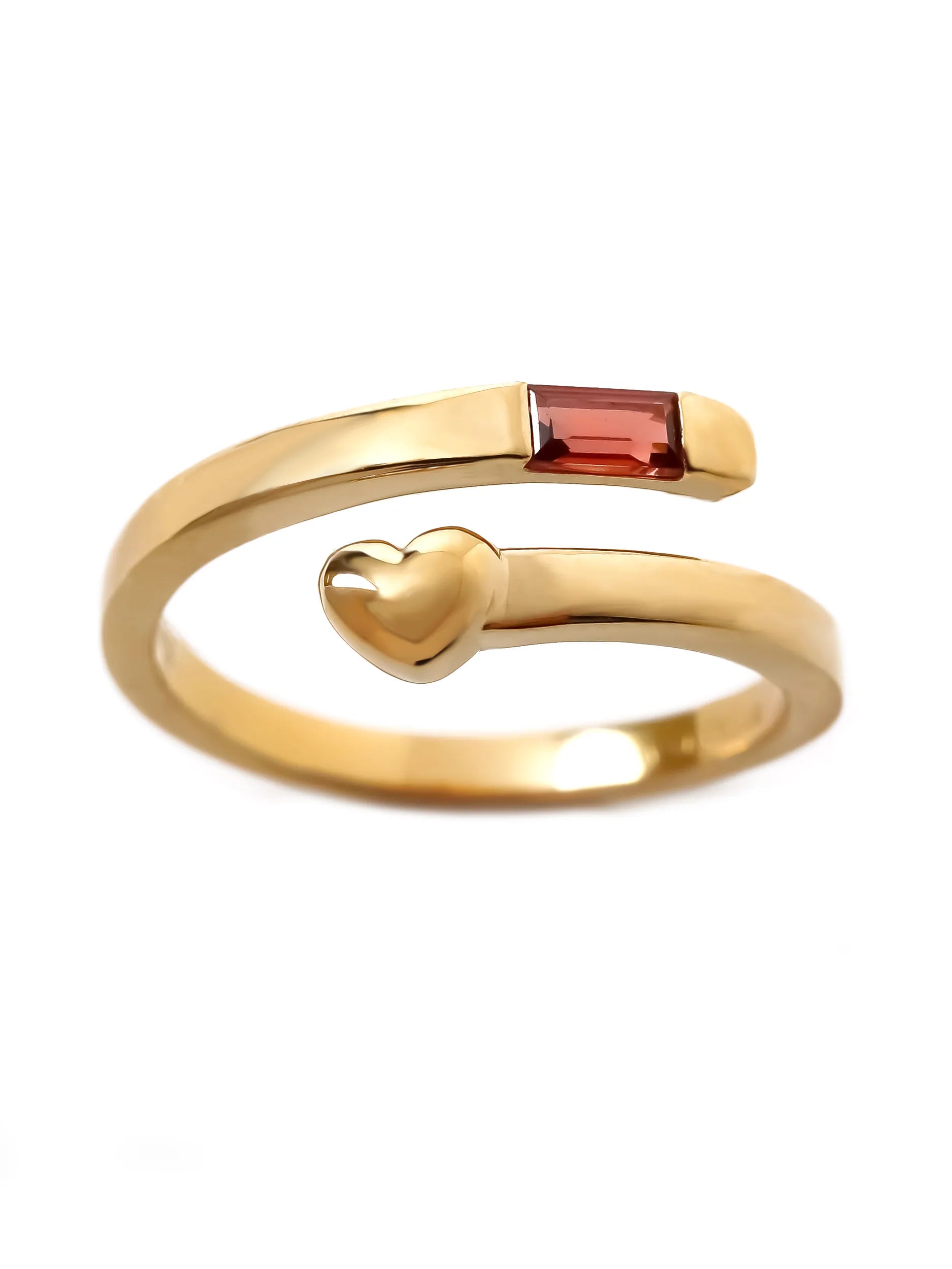 ガーネット エンブレイス ハートリング