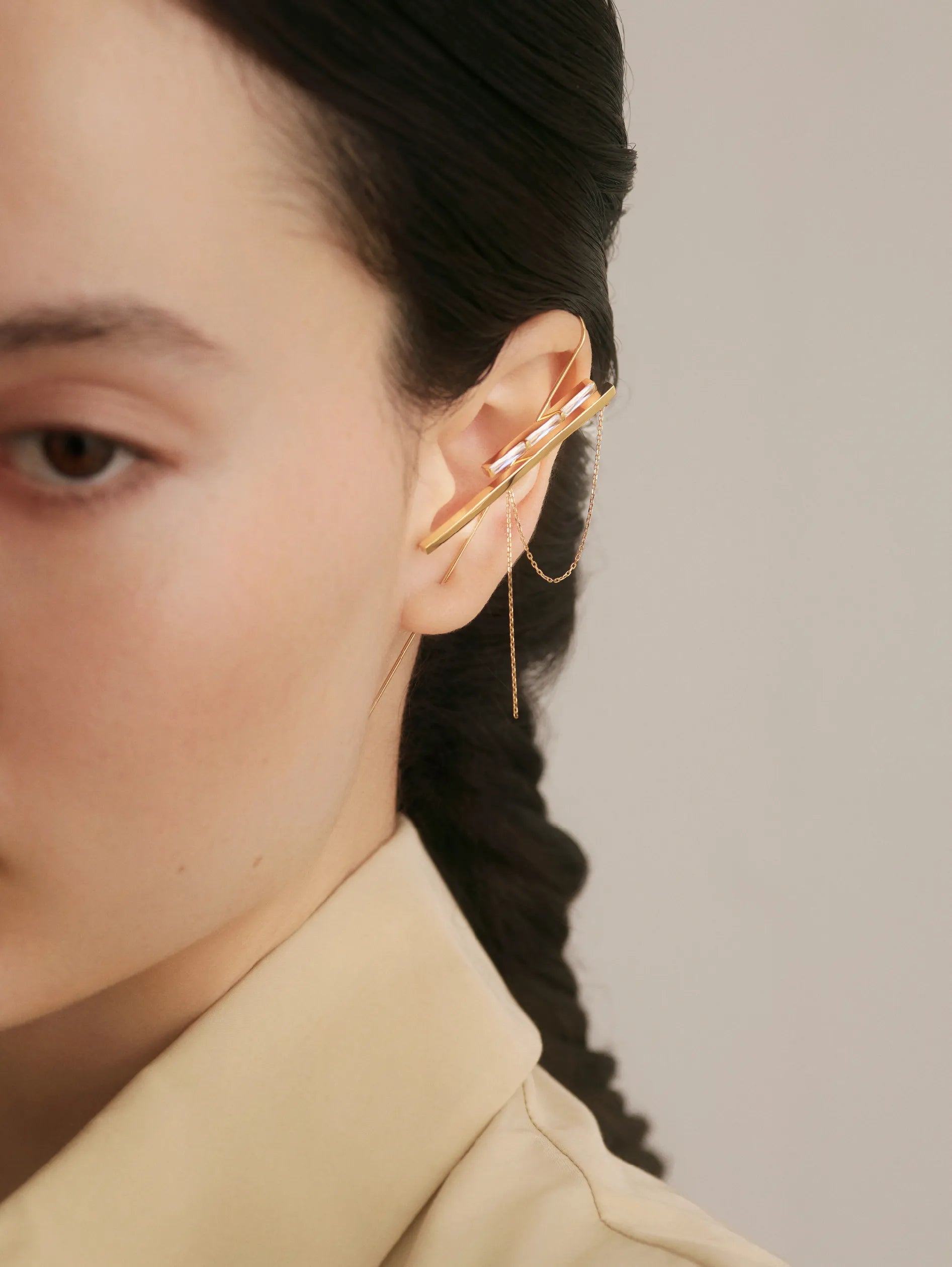 バケットプリンセスカット ダブルバー イヤーフックピアス