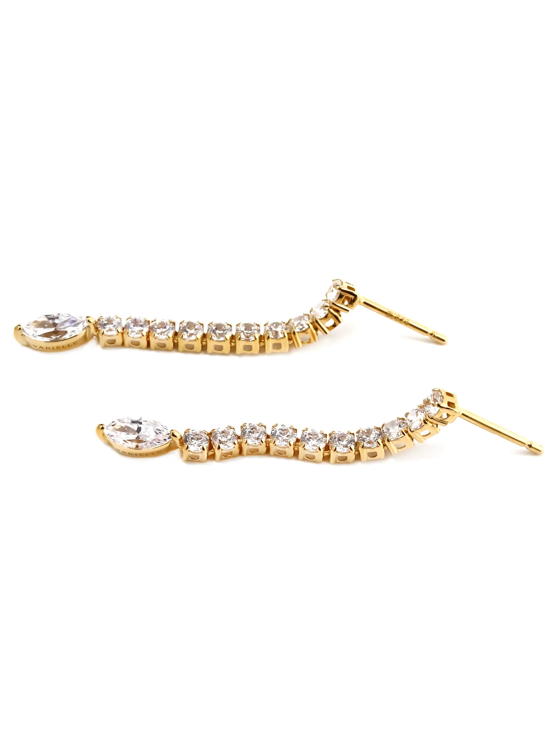 [Silk chain] マーキスカット ライン ピアス