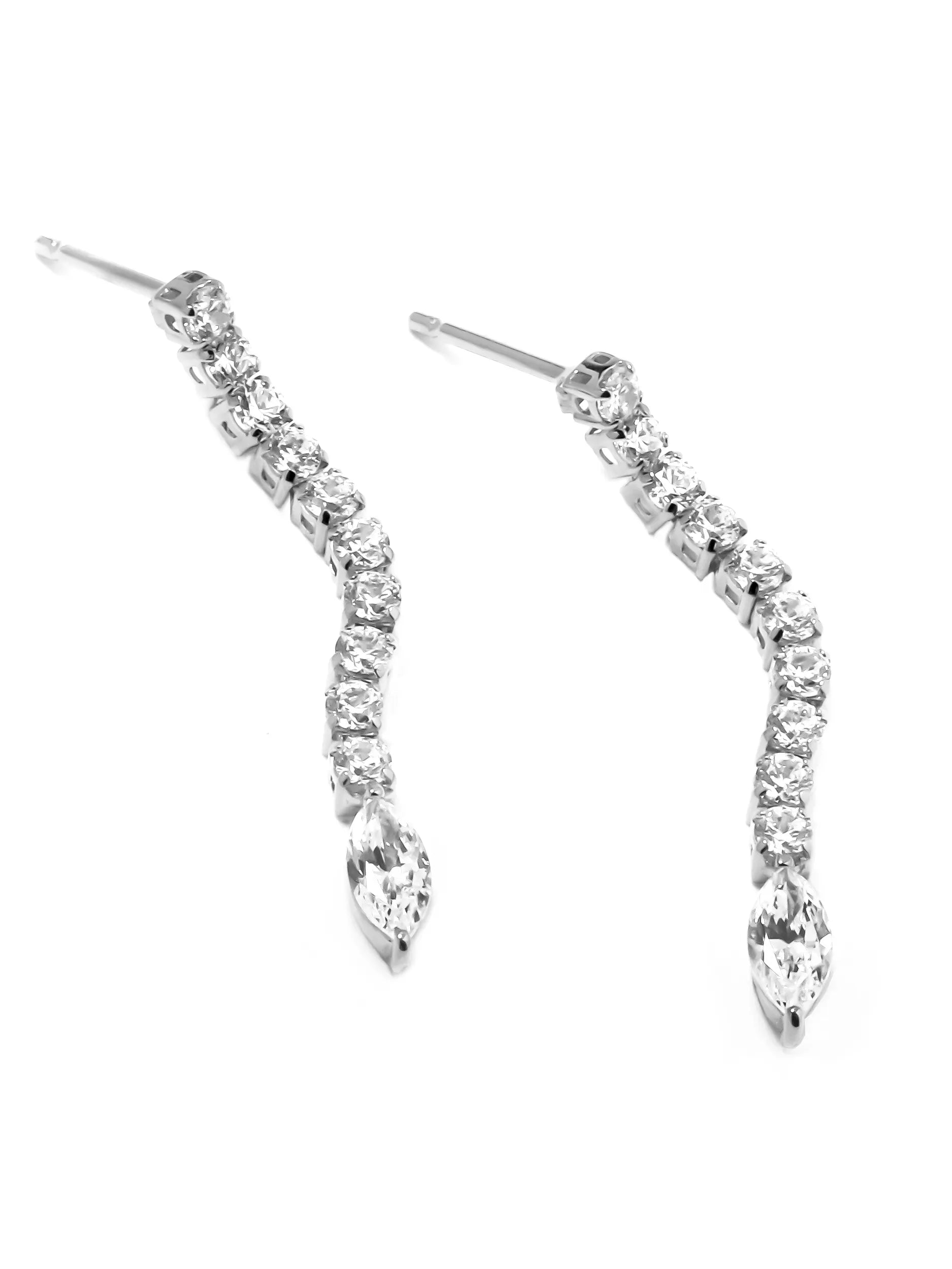 [Silk chain] マーキスカット ライン ピアス