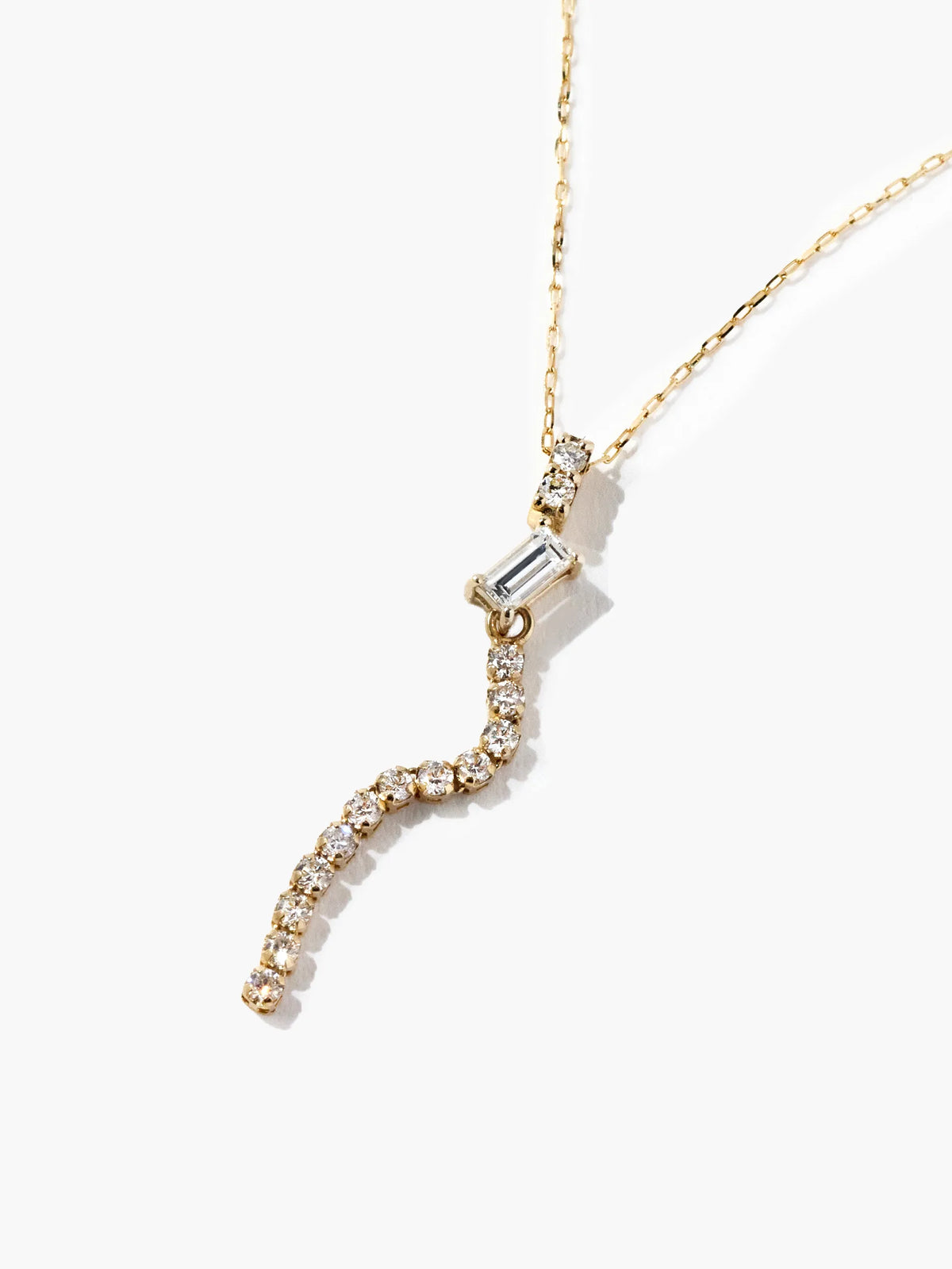 [Silk chain] K10YG ラボダイヤ バゲットカット ライン ネックレス