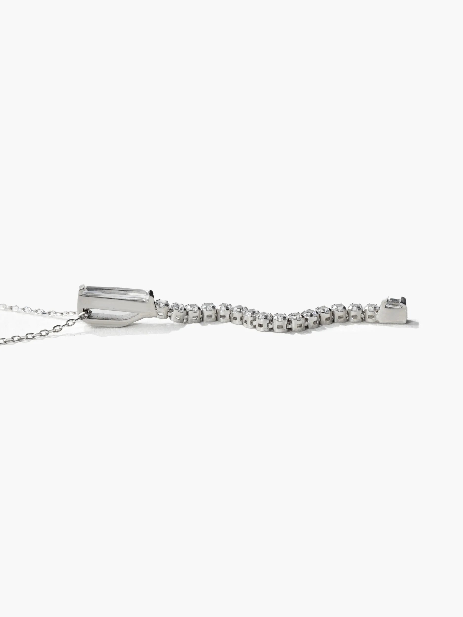 [Silk chain] バケットプリンセスカット バックライン ネックレス