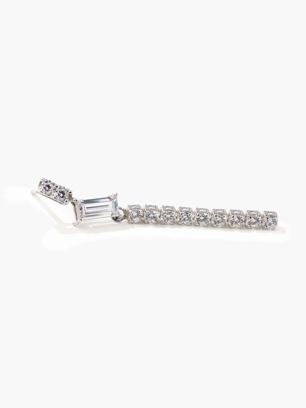 [Silk chain] バゲットカット ライン ピアス
