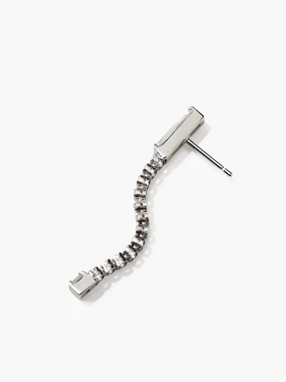 [Silk chain] バケットプリンセスカット ライン ピアス
