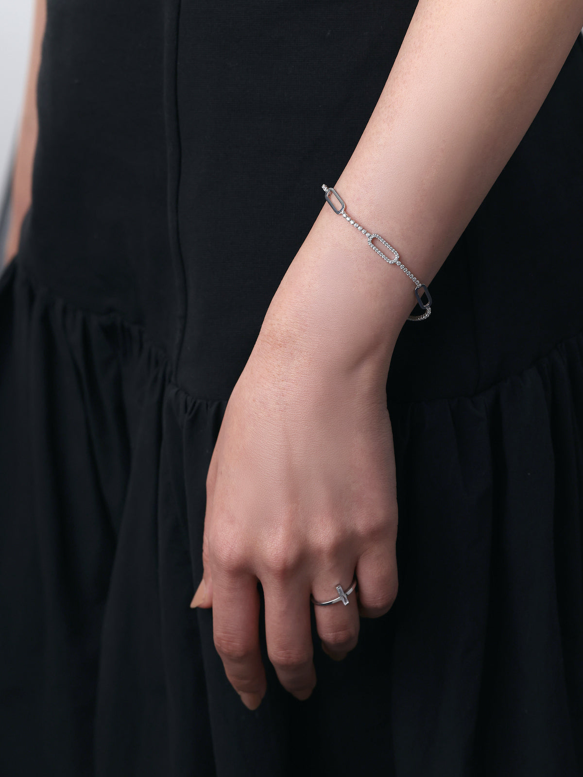 [Silk chain] オーバルライン ブレスレット