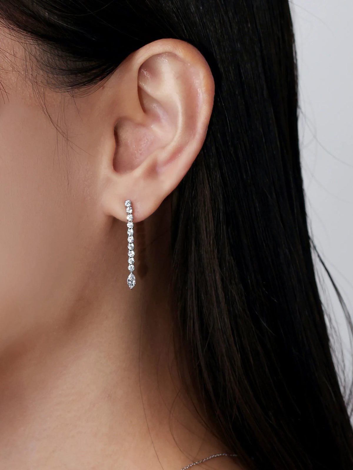 [Silk chain] マーキスカット ライン ピアス