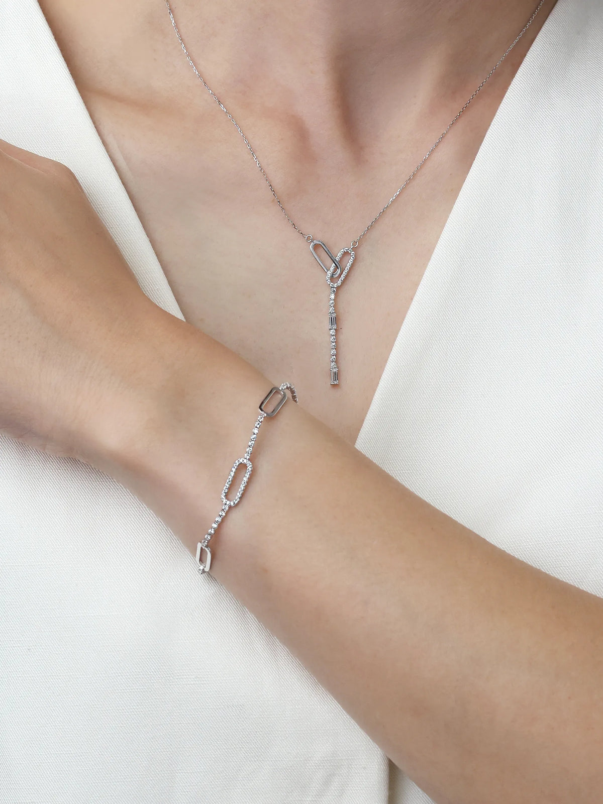 [Silk chain] バゲットカット オーバルライン ネックレス