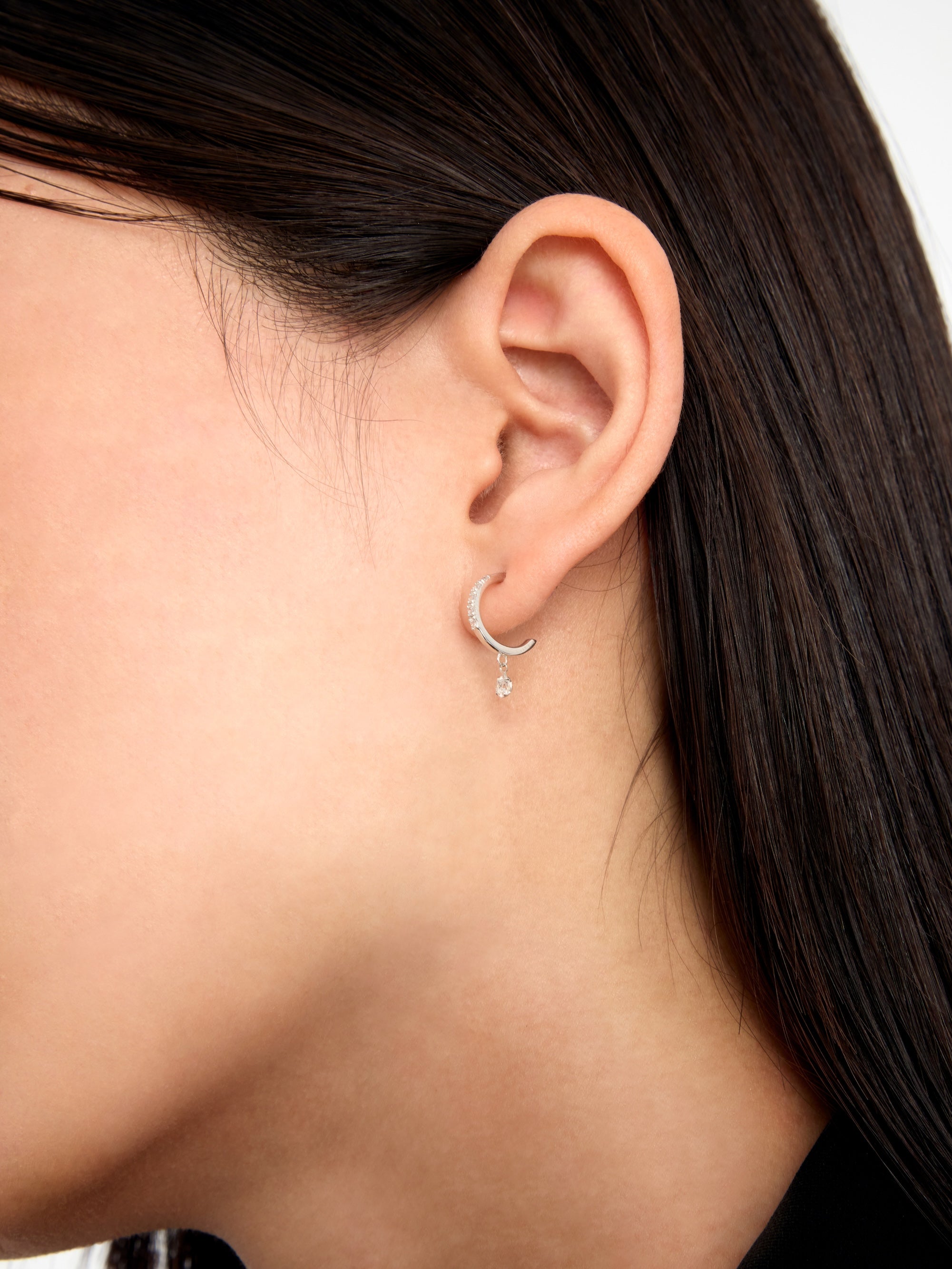 [Facet Blink] ラインストーン フープピアス