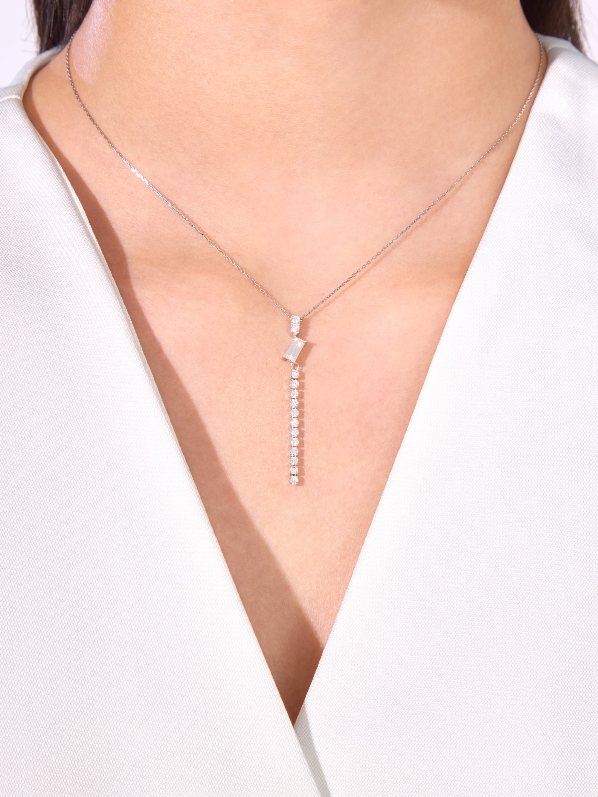 [Silk chain] バゲットカット ライン ネックレス