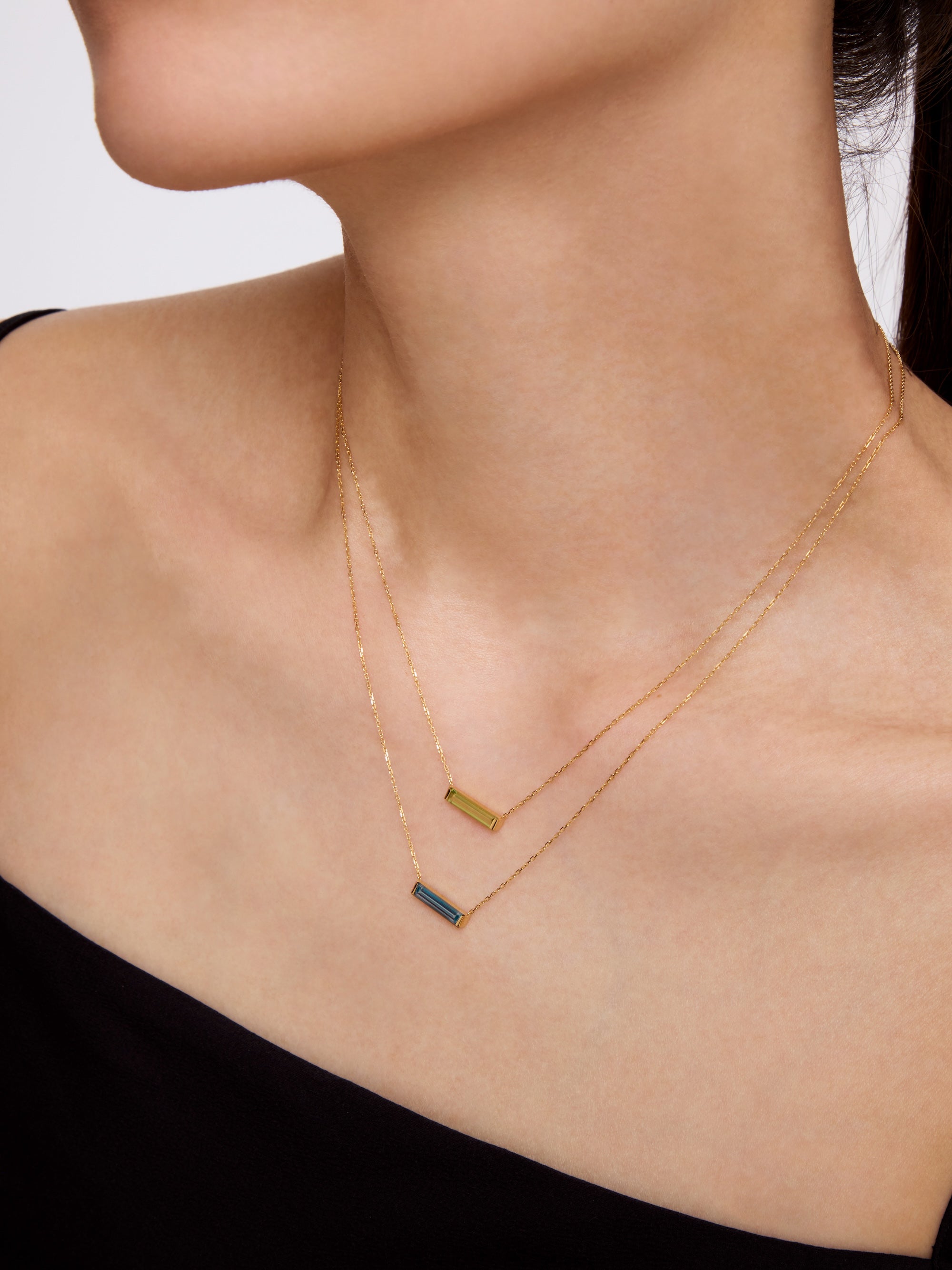 ロンドンブルートパーズ ホリゾンタル ネックレス ゴールド｜VARIÉLLE