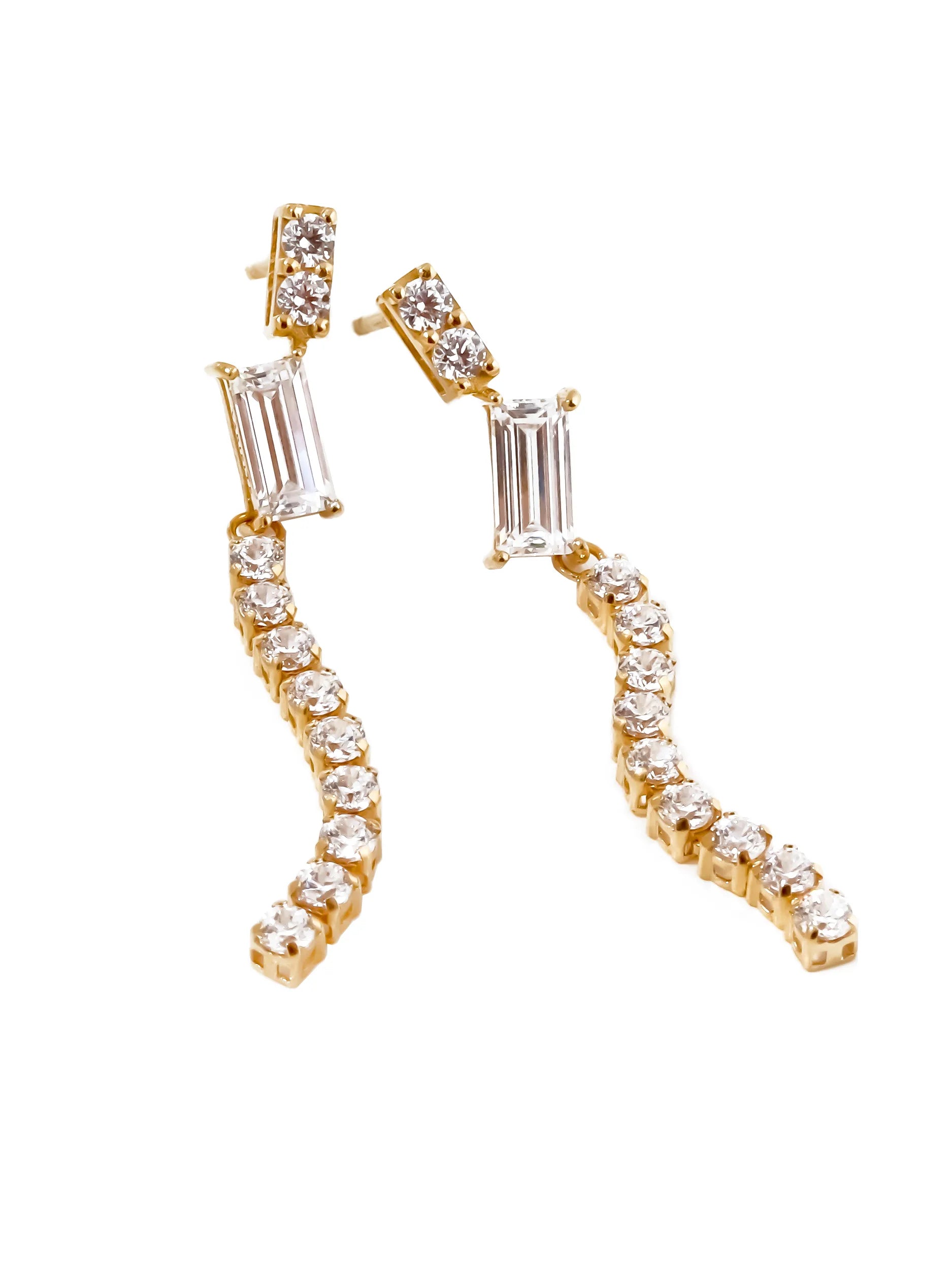 [Silk chain] バゲットカット ライン ピアス