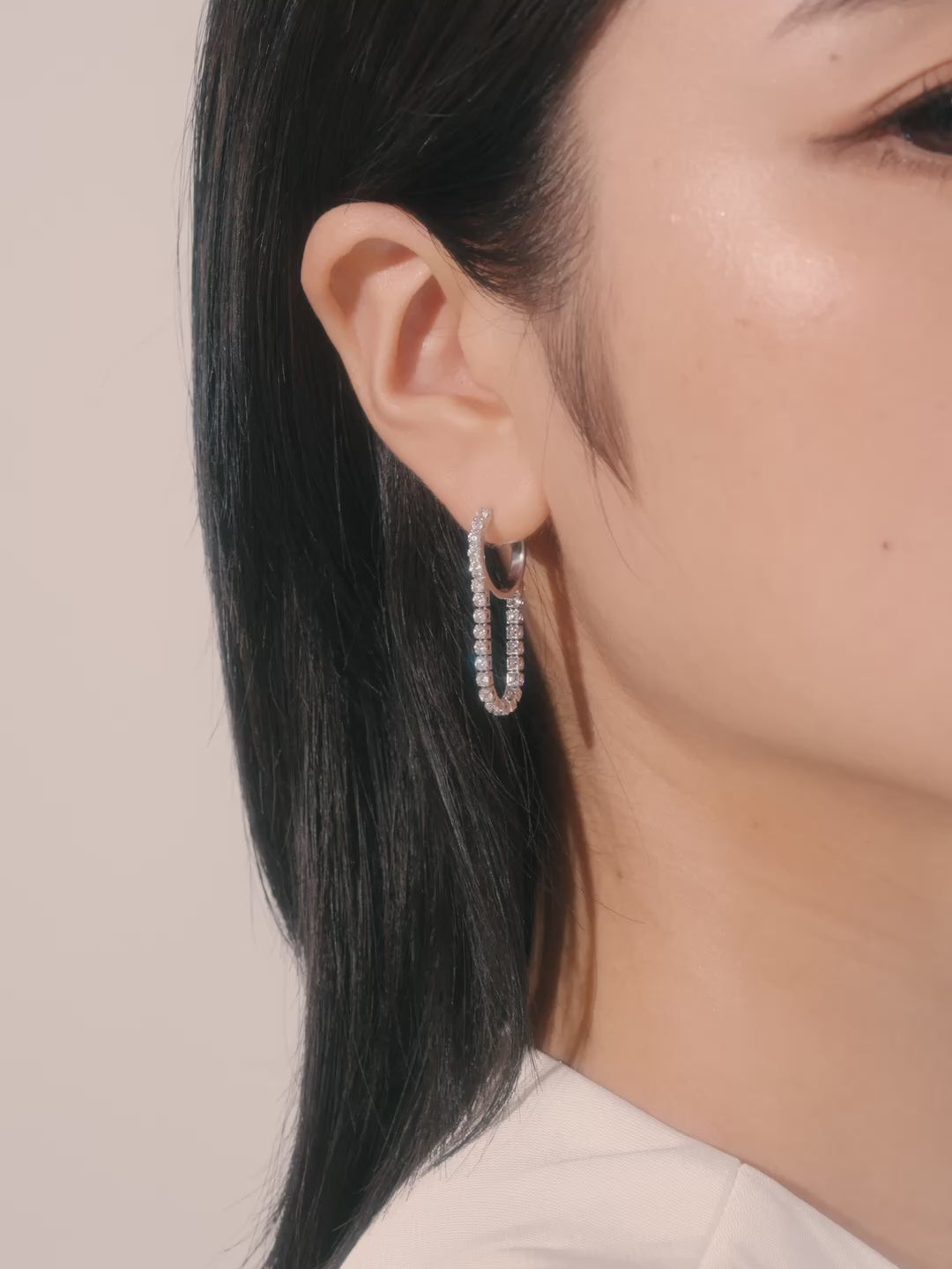 Silk chain] ドレープ フープピアス｜VARIÉLLE公式ストア