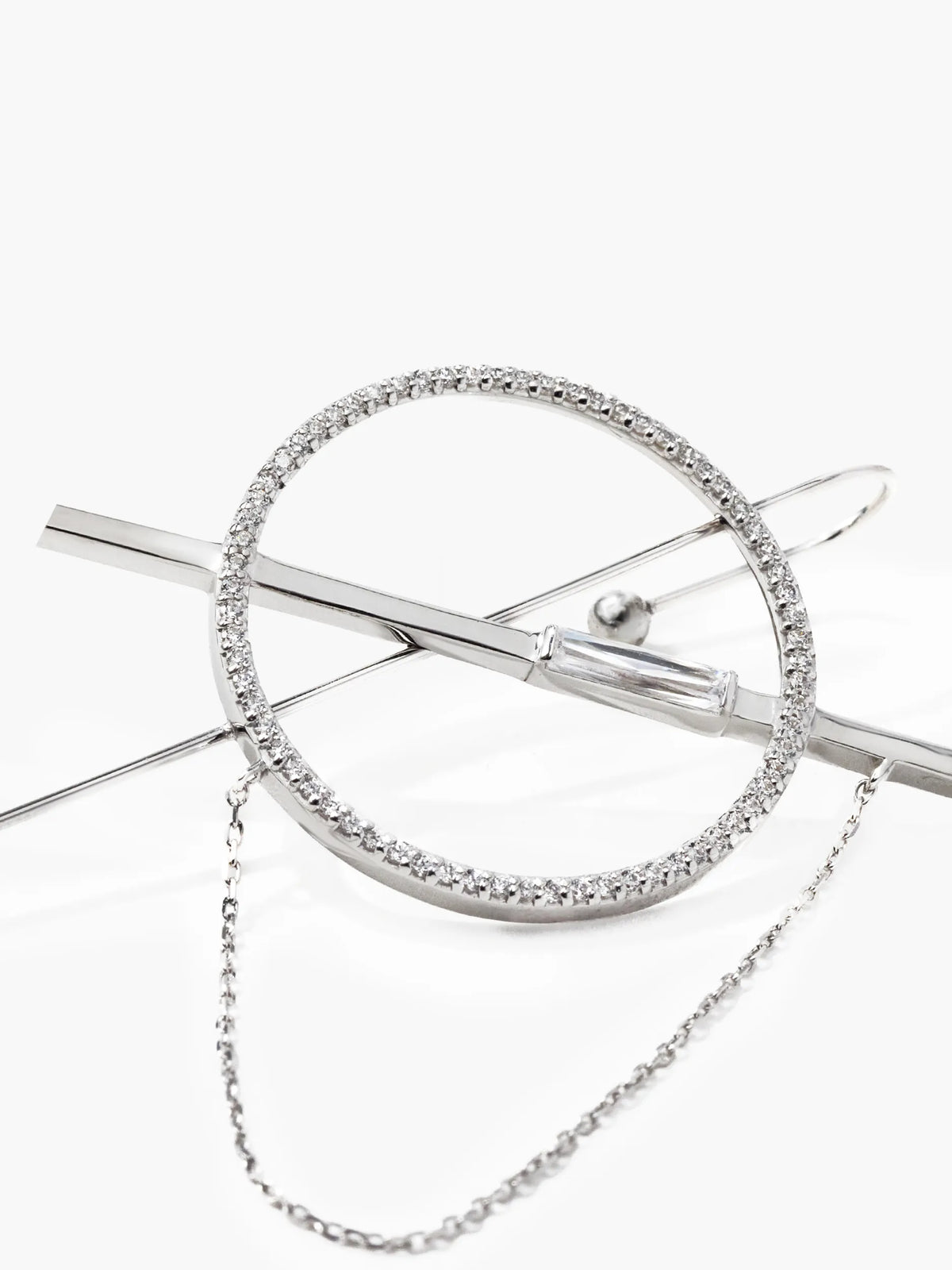 バケットプリンセスカット ラウンドバー イヤーフックピアス