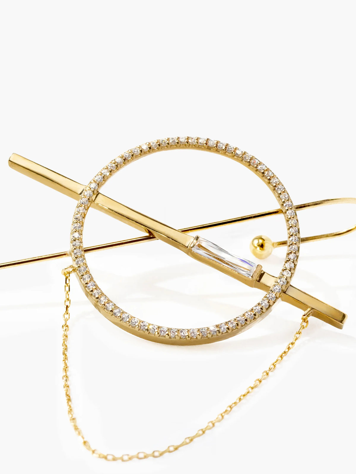 バケットプリンセスカット ラウンドバー イヤーフックピアス
