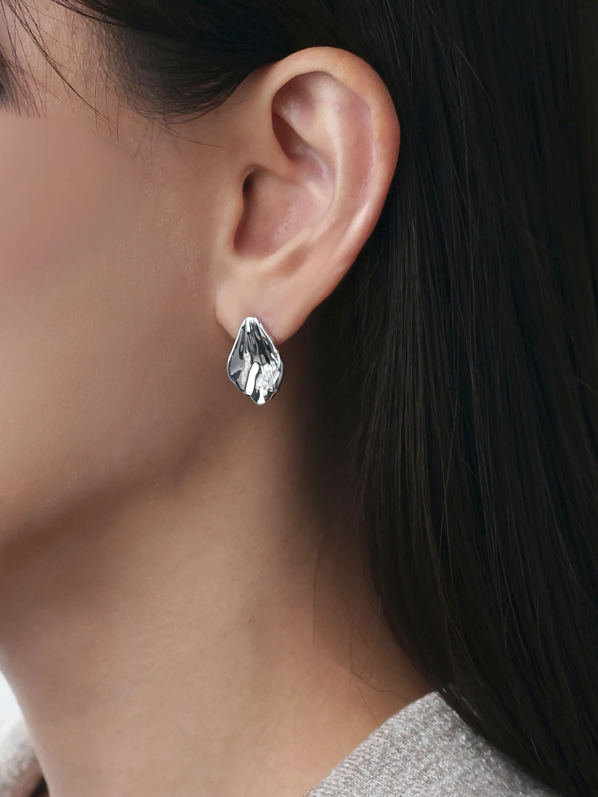 [yonyon] Grace ピアス